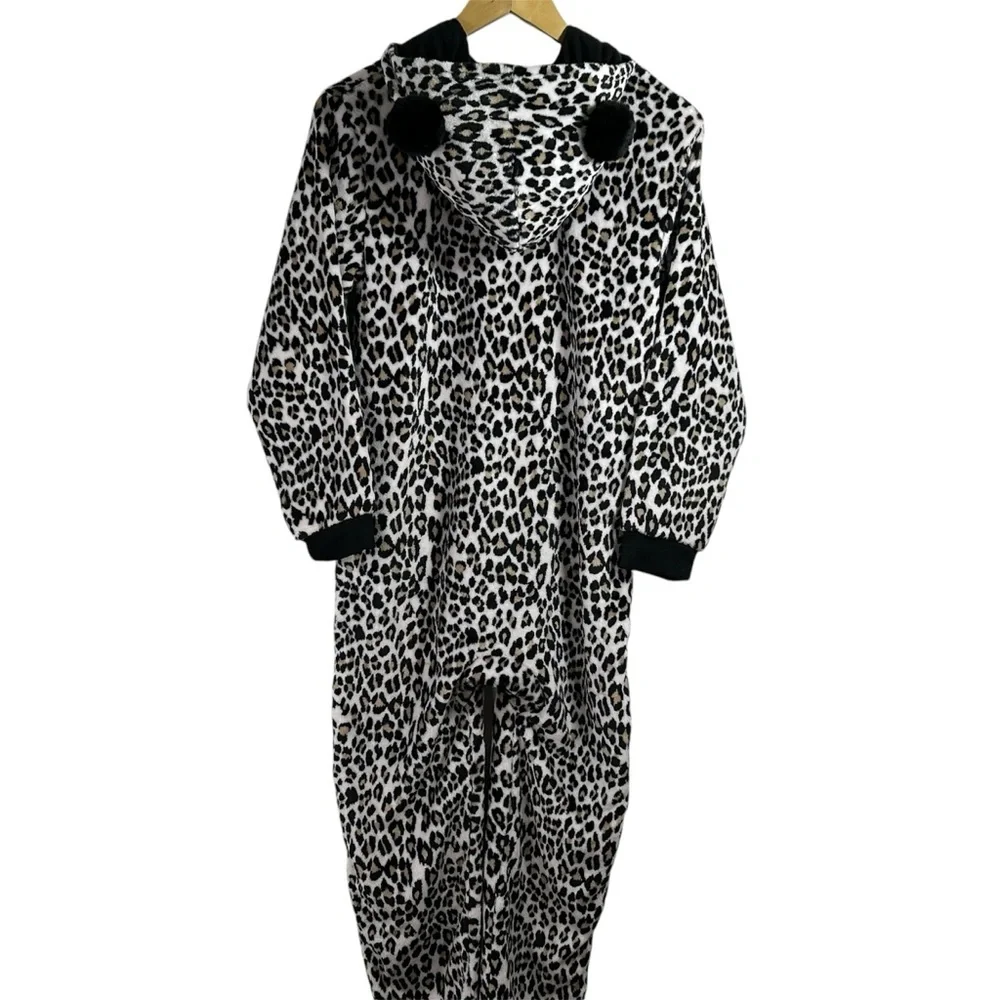 NWT Children’s Place Leopard One Piece Pajamas Size XL (14)